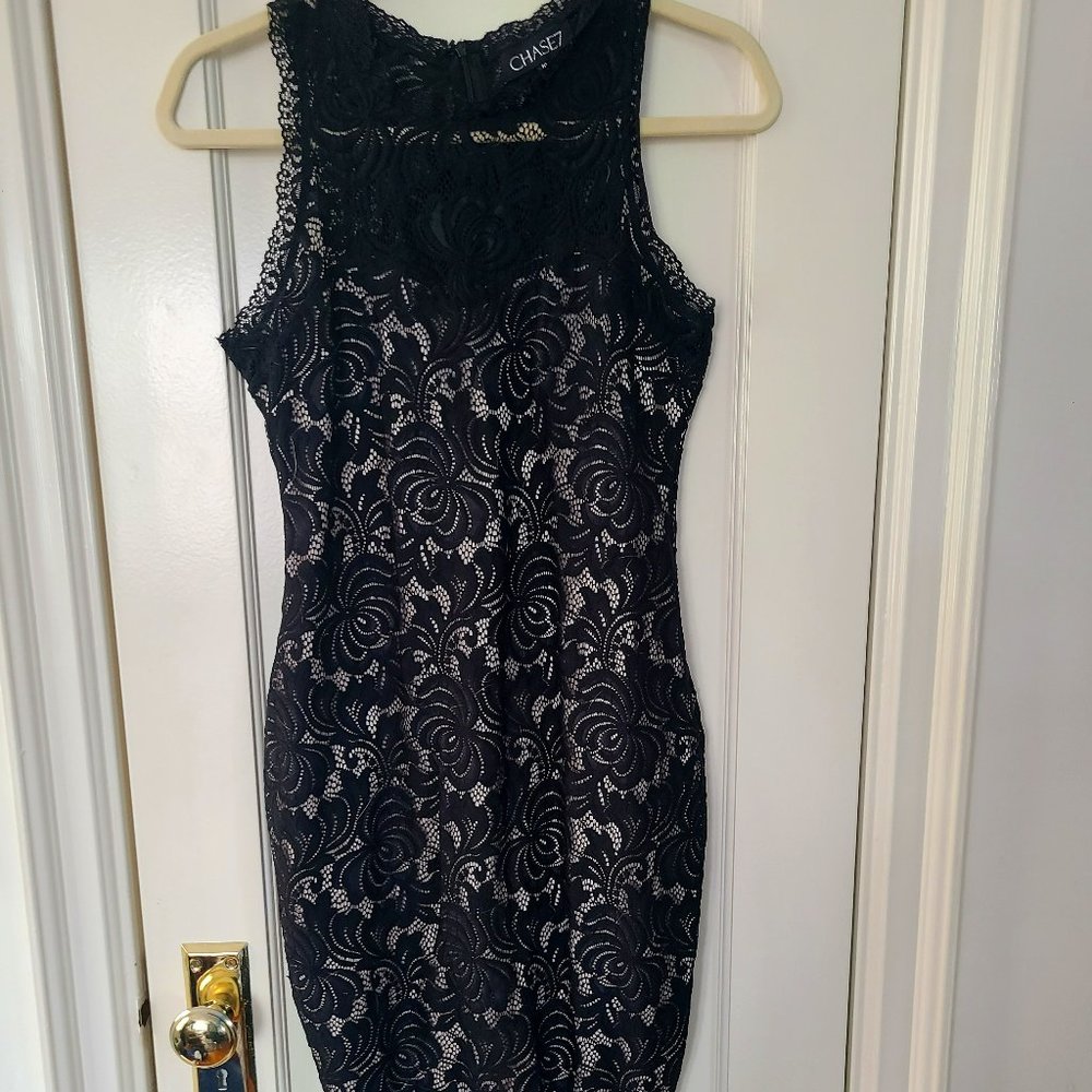 Black lace bodycon cocktail dress